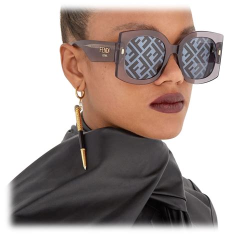 fendi oversized square roma|FENDI EYEWEAR Roma oversized square.